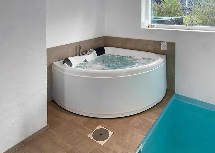 Pet Friendly In With Sauna *