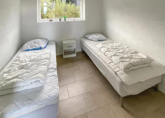 Σπίτι διακοπών Pet Friendly In With Sauna *